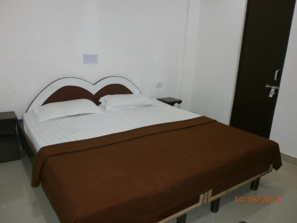 Hotel Safari Agra  Luaran gambar