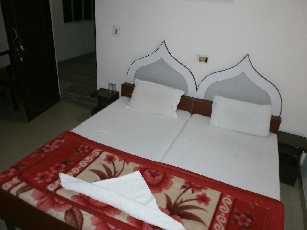 Hotel Safari Agra  Luaran gambar