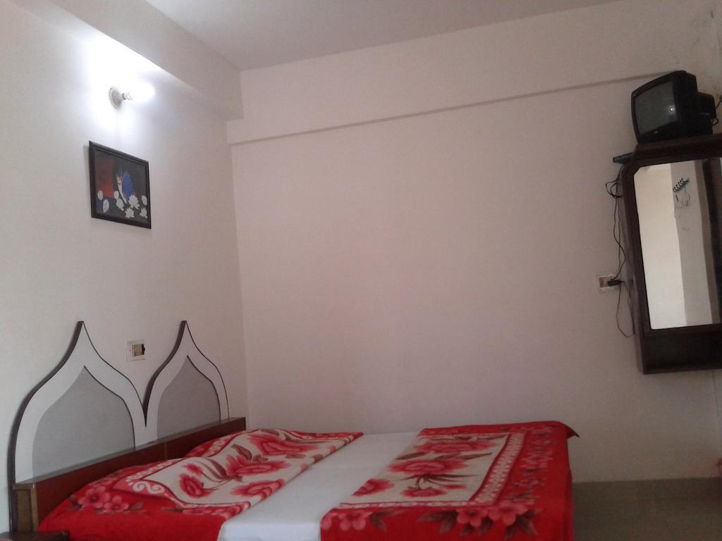 Hotel Safari Agra  Luaran gambar