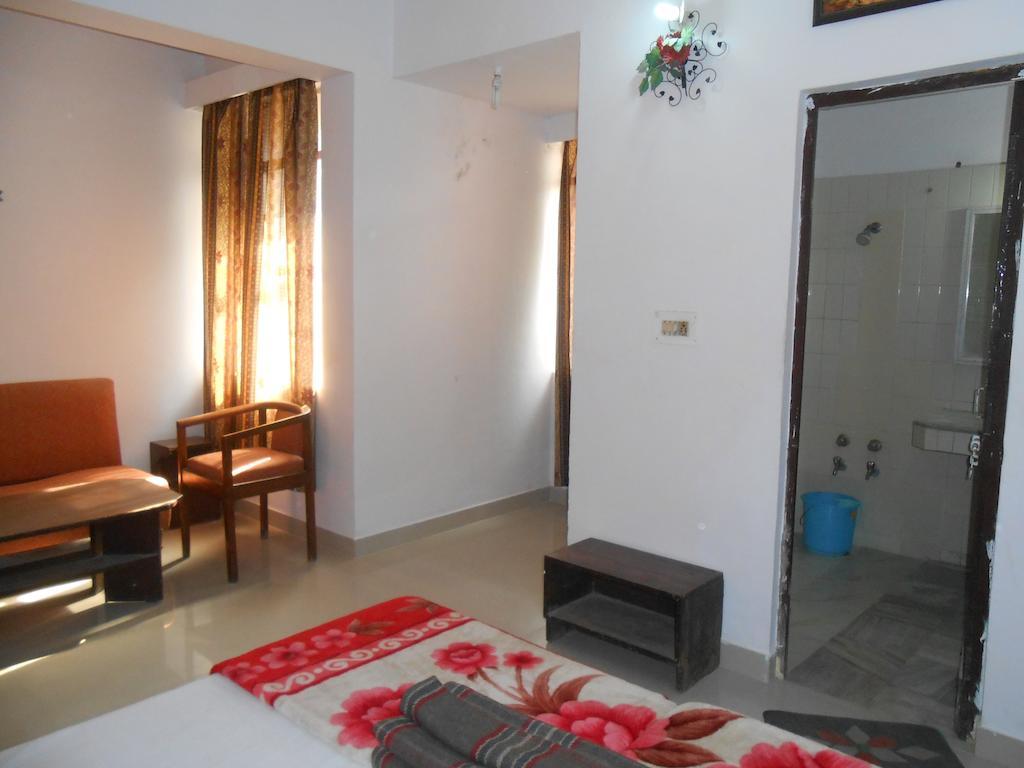 Hotel Safari Agra  Luaran gambar