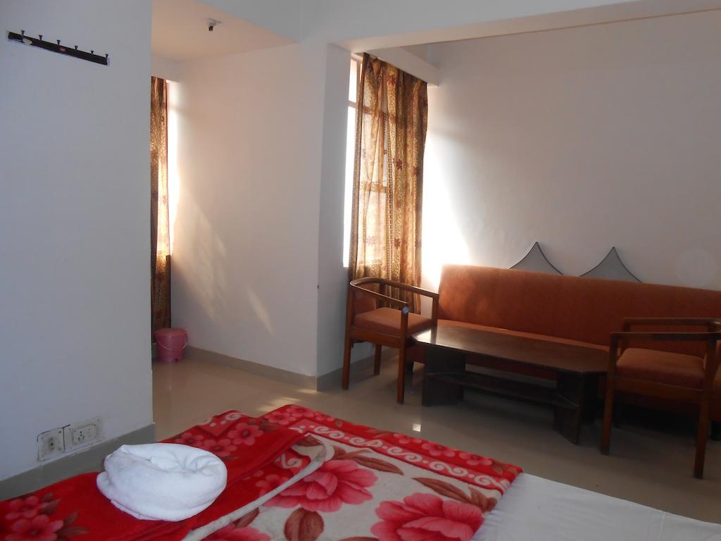 Hotel Safari Agra  Luaran gambar
