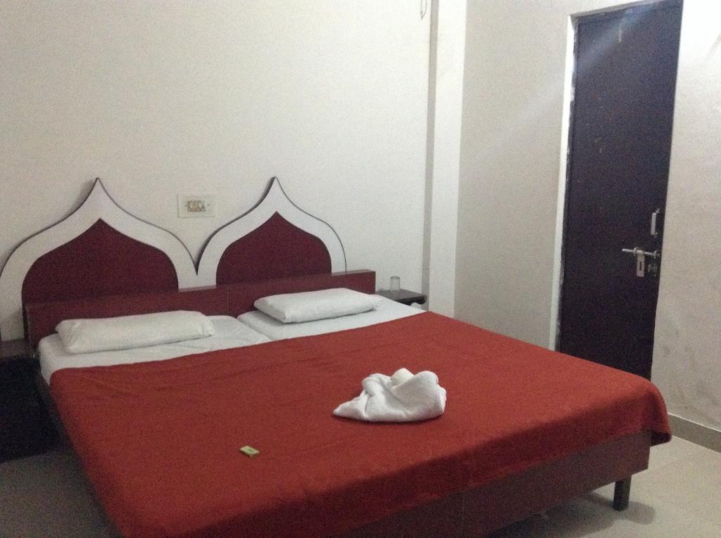 Hotel Safari Agra  Luaran gambar