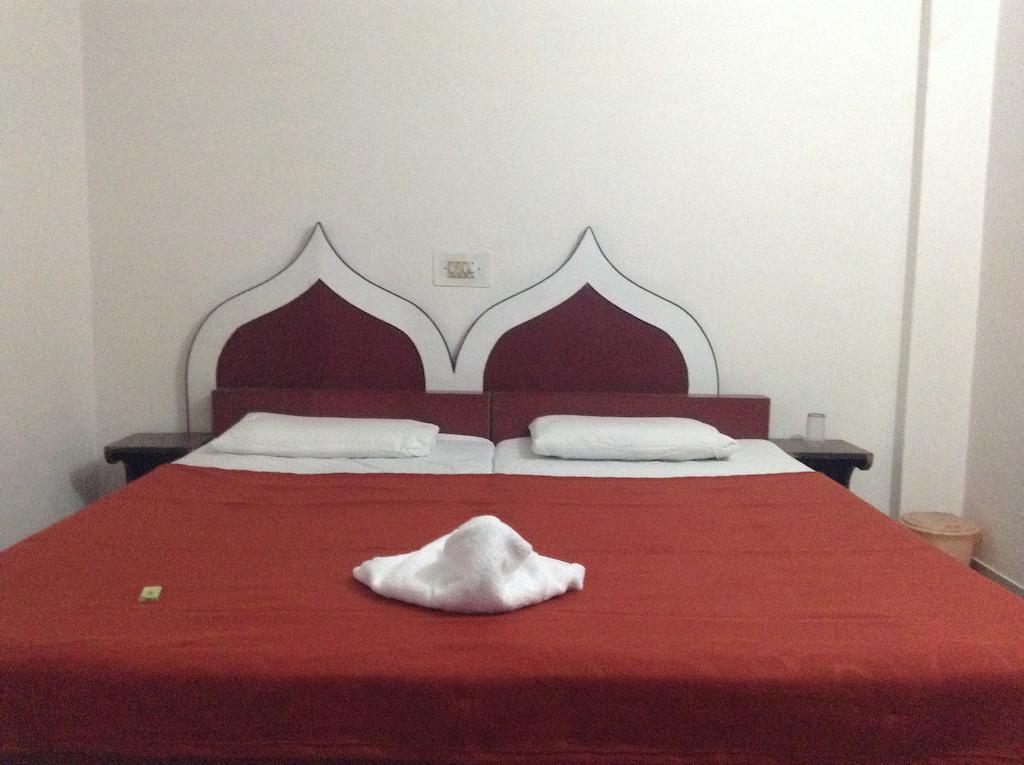 Hotel Safari Agra  Luaran gambar