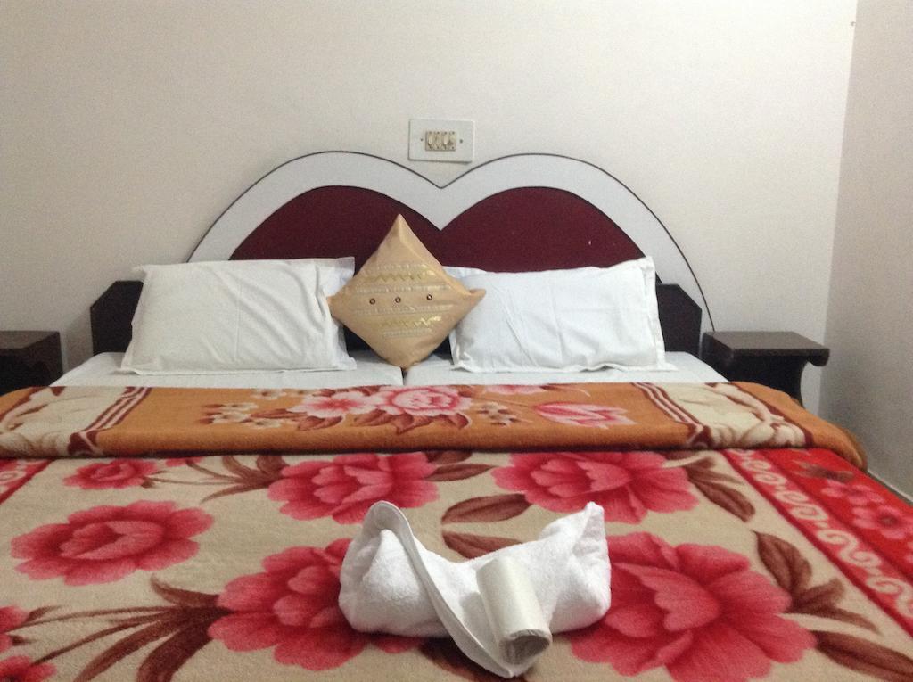 Hotel Safari Agra  Luaran gambar