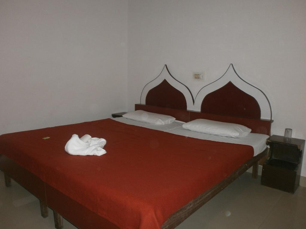 Hotel Safari Agra  Bilik gambar