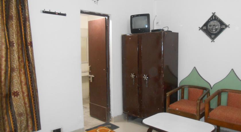 Hotel Safari Agra  Bilik gambar