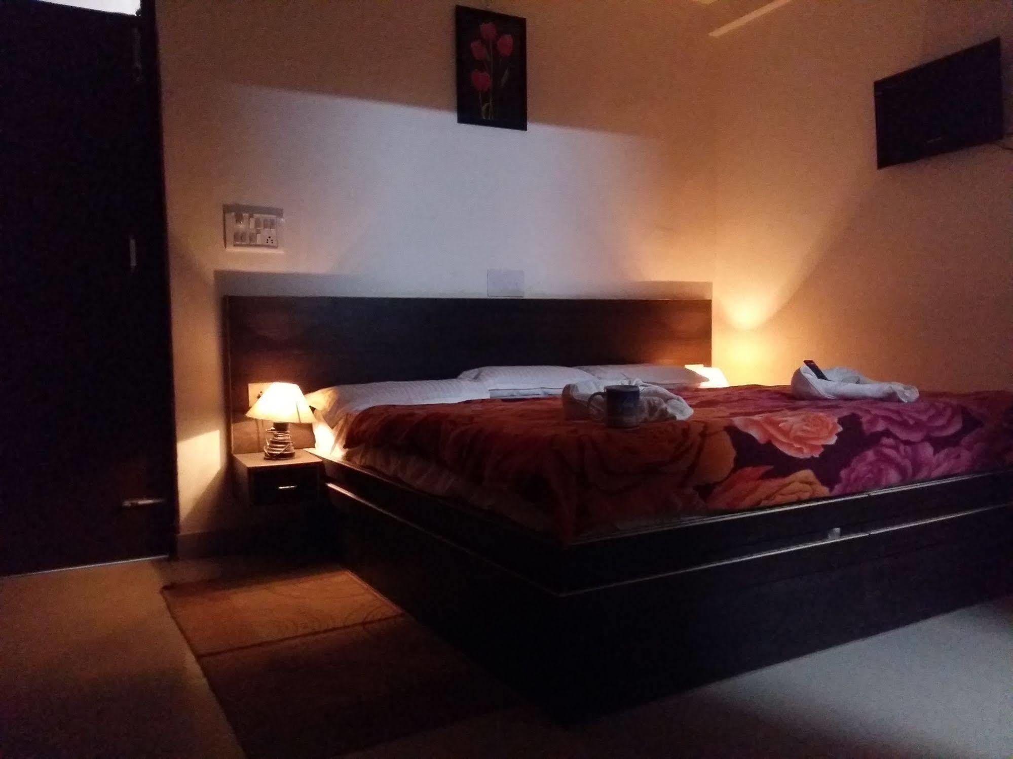 Hotel Safari Agra  Luaran gambar